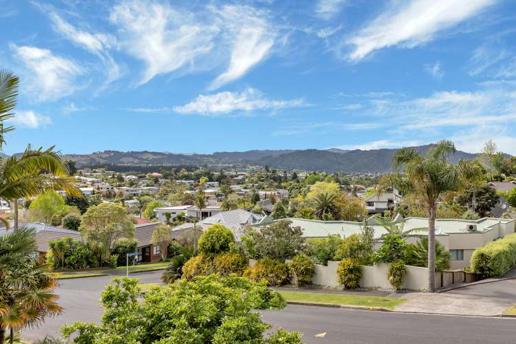 26 Magnolia Avenue Kamo_13