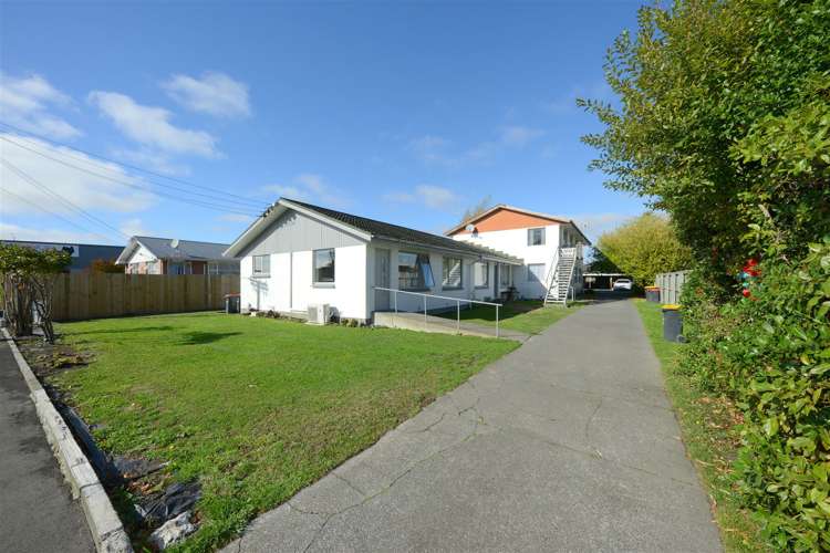 2/52 North Avon Road Richmond_1