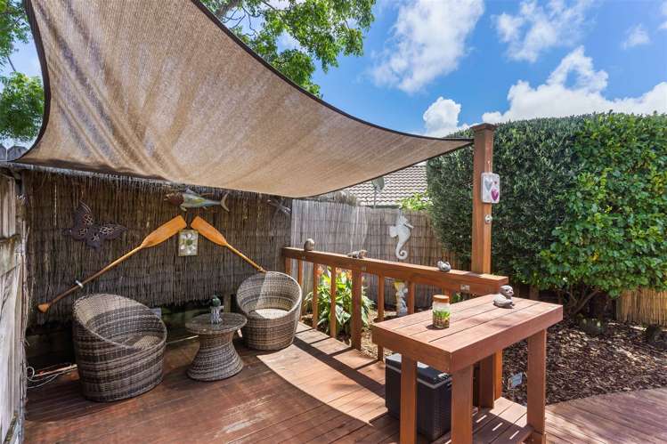 28 Scarlet Oak Drive Schnapper Rock_14