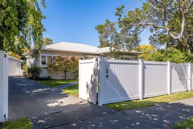 Bungalow beauty with a modern mindset