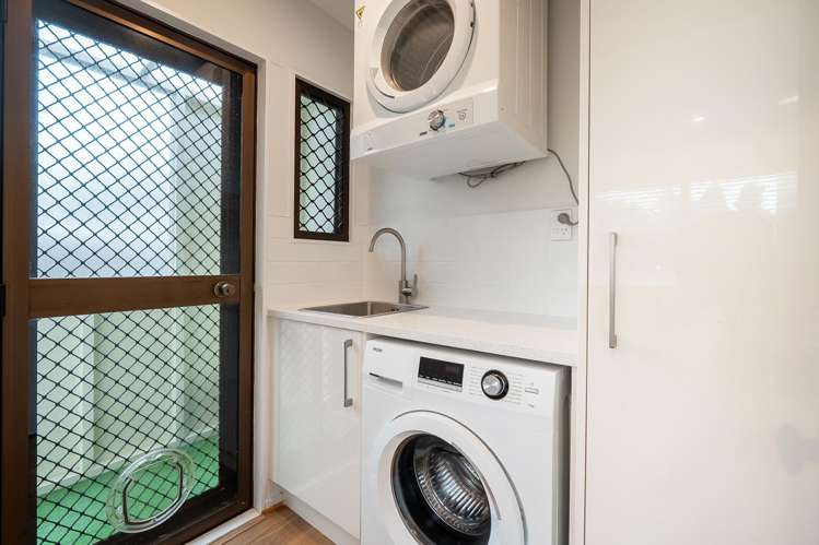 65A Bentley Avenue Glenfield_11