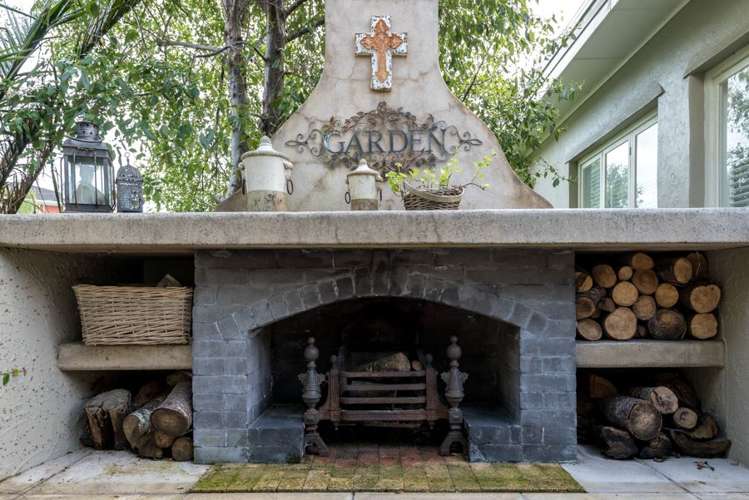 19 Montgomery Crescent Cockle Bay_21