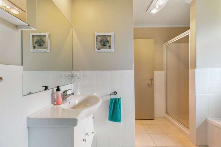 2 Eagle Street Welcome Bay_10