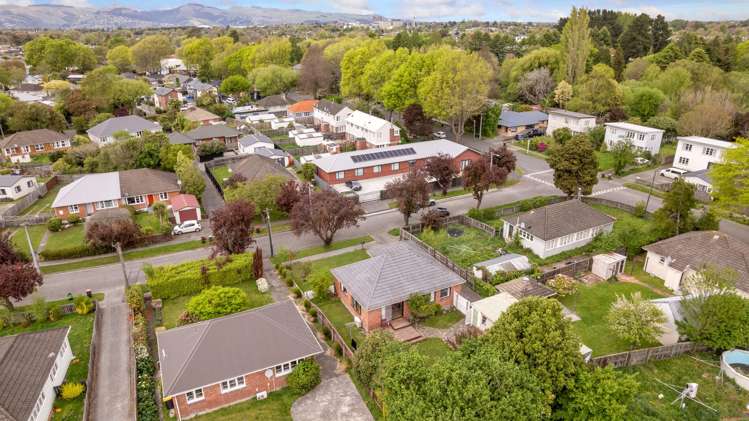 42 Attlee Crescent Bryndwr_21