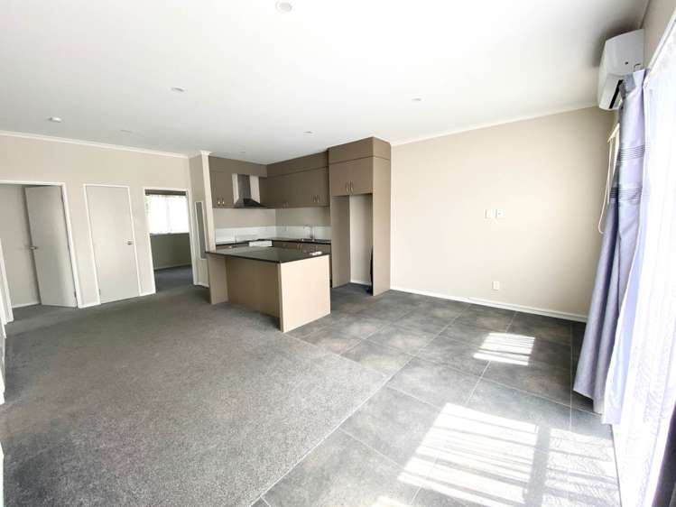 1/7 Topaz Place Wiri_1