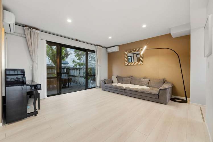 40/22 Northcross Drive_4