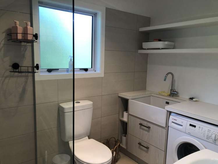 47 Weir Crescent Onerahi_16