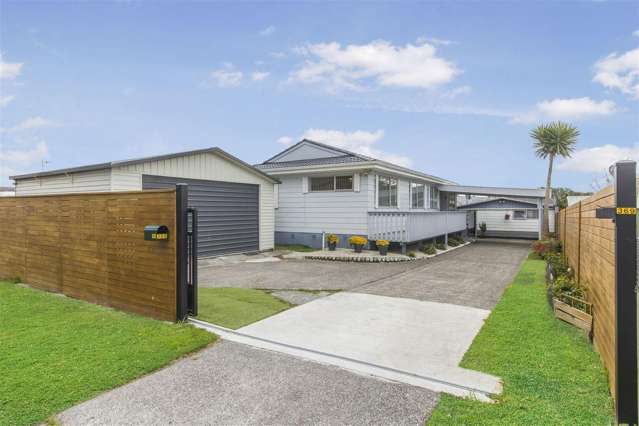 Spacious 4 Bedroom Family Home in Top School Zones