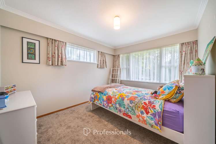 1075 Fergusson Drive Clouston Park_12