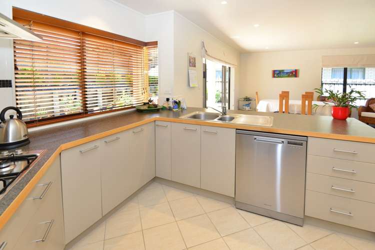 40 Kath Hopper Drive Orewa_6