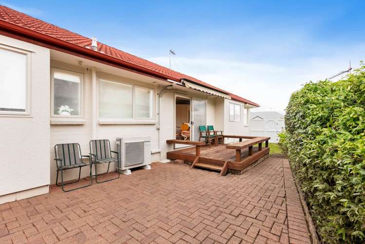 18 Palmcrest Grove Highland Park_25