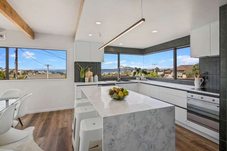 1/102 East Coast Road Forrest Hill_2