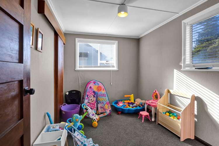 16 Hadfield Street Patea_13