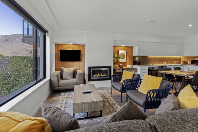 6/2 Powder Terrace Arthurs Point_2