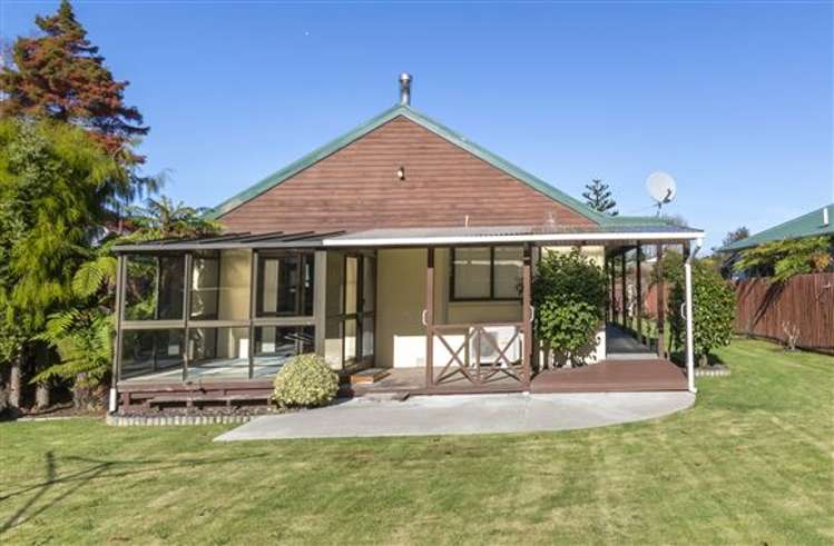 6 Mckenzie Place Waikuku Beach_2