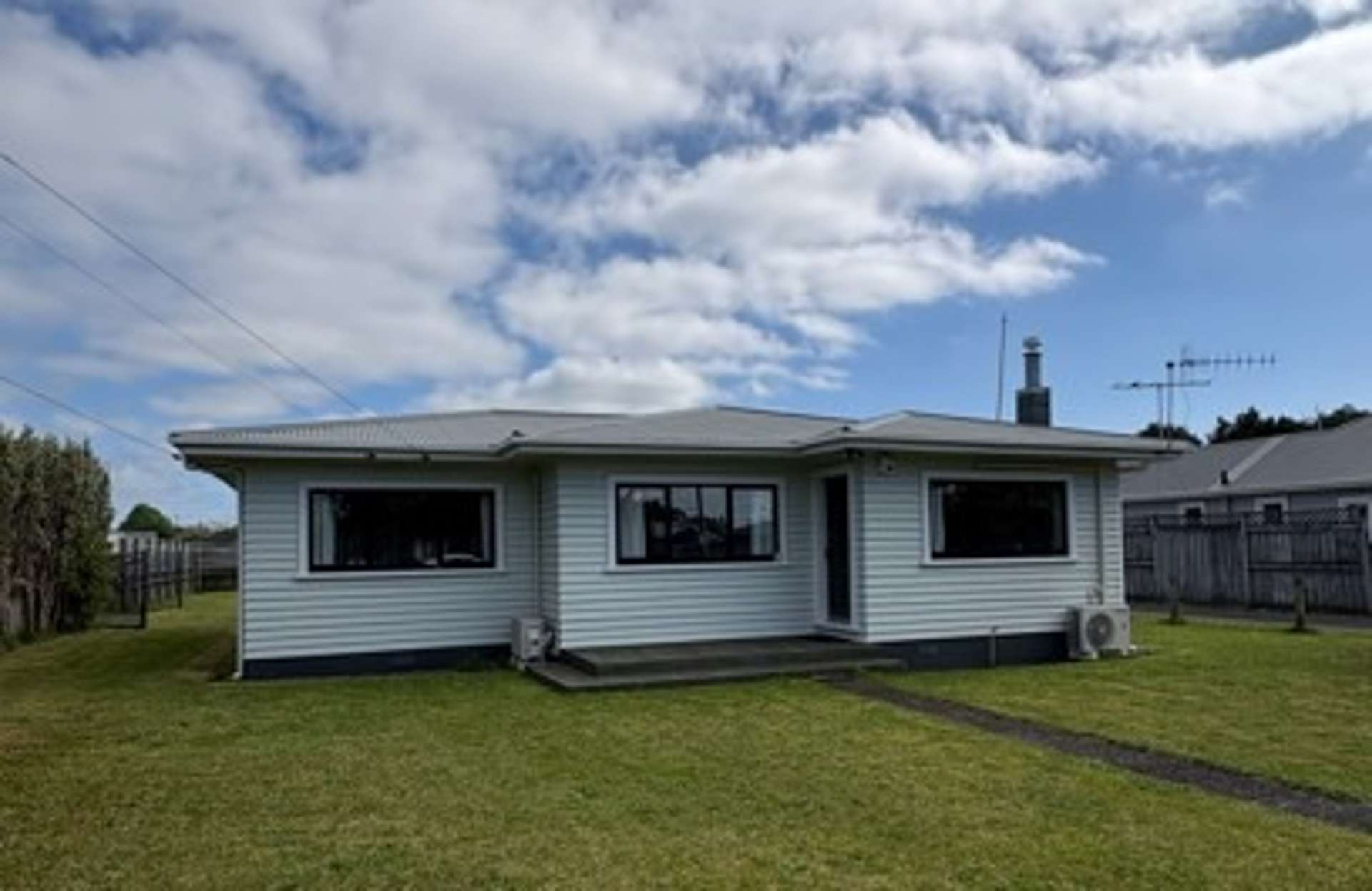16 Dawson Drive 2634_0