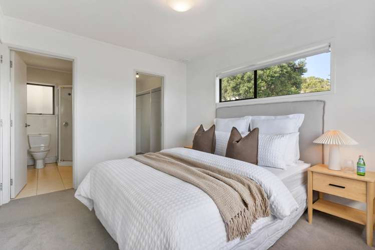 73 Rosecamp Road Beach Haven_15