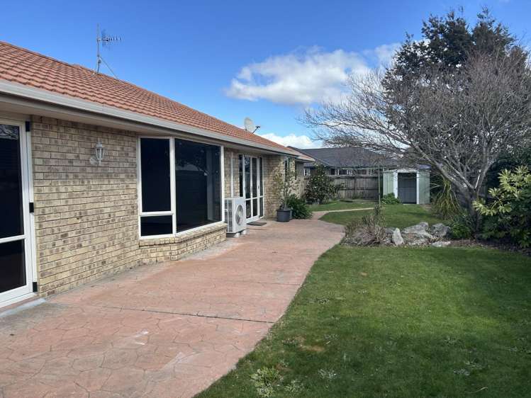 17 Maple Crescent Richmond_13