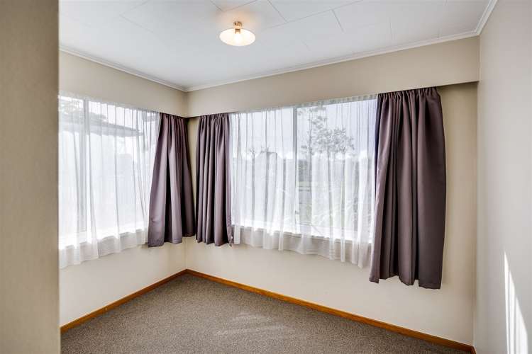 23 Laurent Place Greenmeadows_14