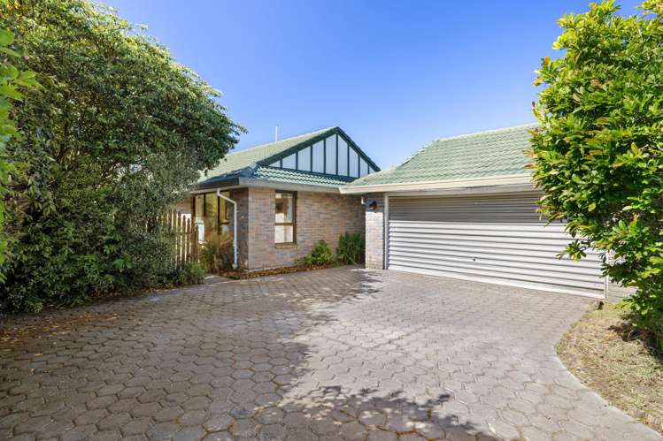 7 Clivedon Place Redwood_1