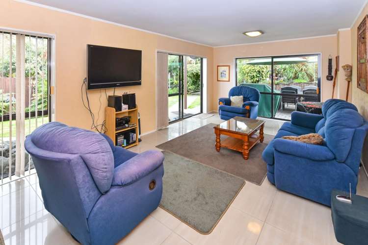 16 Kuripaka Crescent The Gardens_9