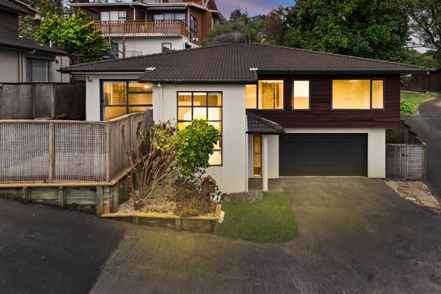 Stunning Family Home in Macleans Zone