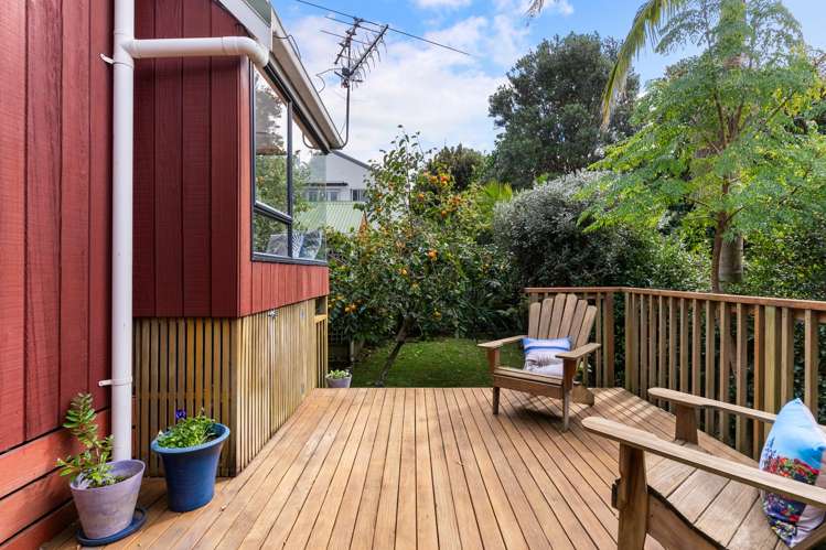 2/120 Riddell Road Glendowie_10