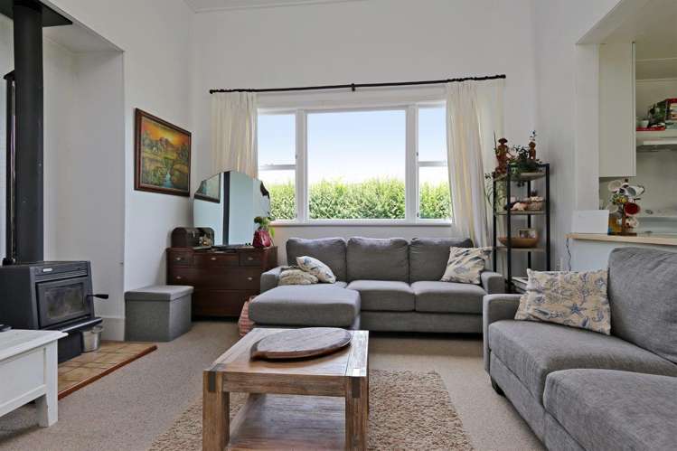 1018 Railway Road South Longlands_6