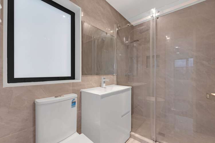 519a Massey Road Mangere_12