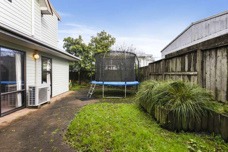 2/230 Rangatira Road Beach Haven_14