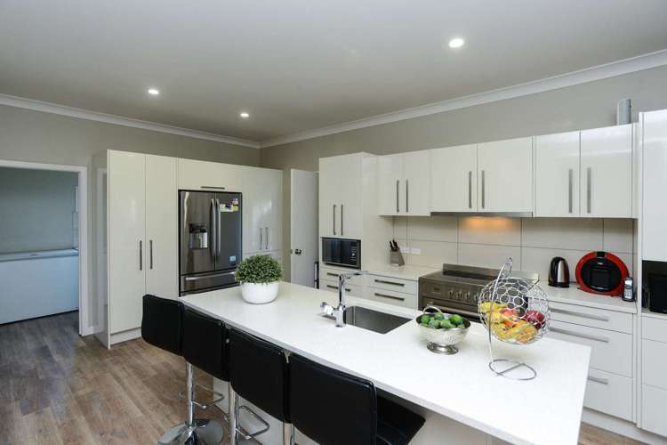 201 Willowpark Road South Hastings_5