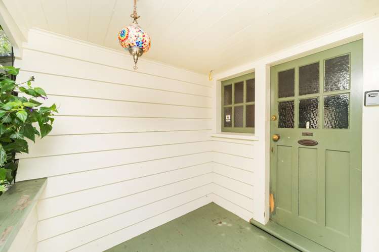 16 Ngaio Street West End_3