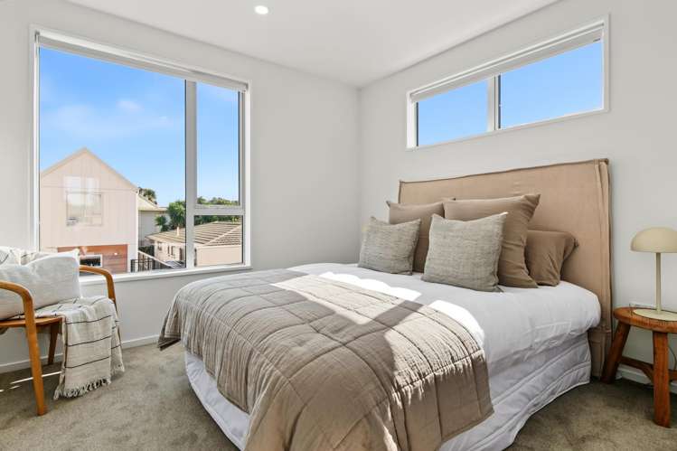 135 Grace Road_2