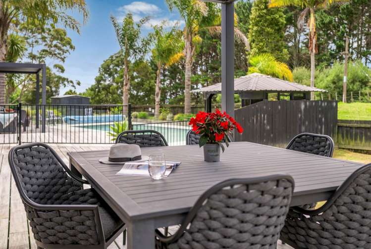 317 & 317A West Road Brookby_54