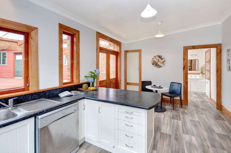 264 North Road North East Valley_7