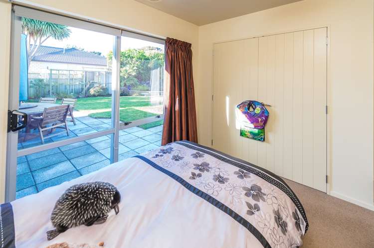 16 Lithgow Drive Otamatea_15