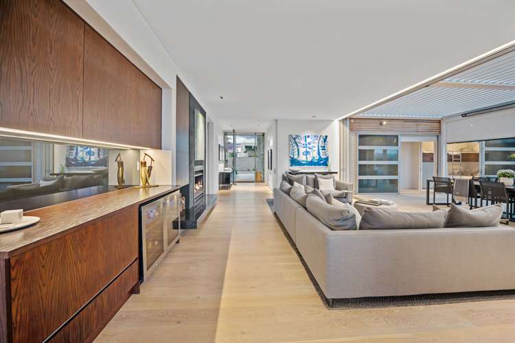 6 Kutai Lane Omaha_15