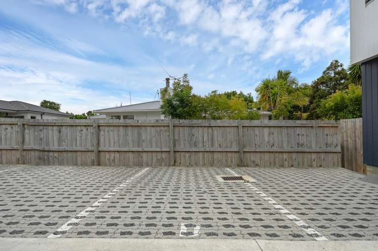 2/112 Moore Street Howick_18