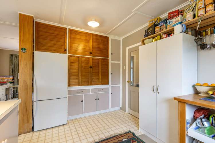 19 Poriwira Drive Kuratau_5