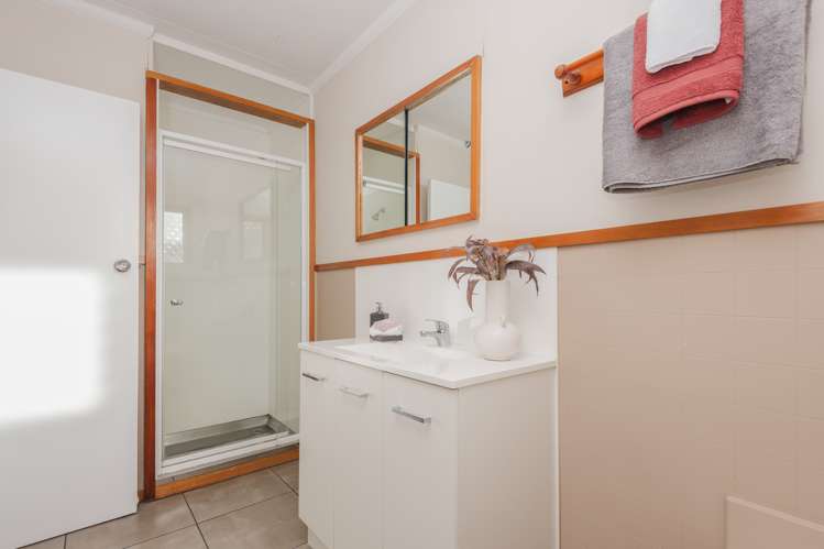 31 Lockhart Avenue Milson_14