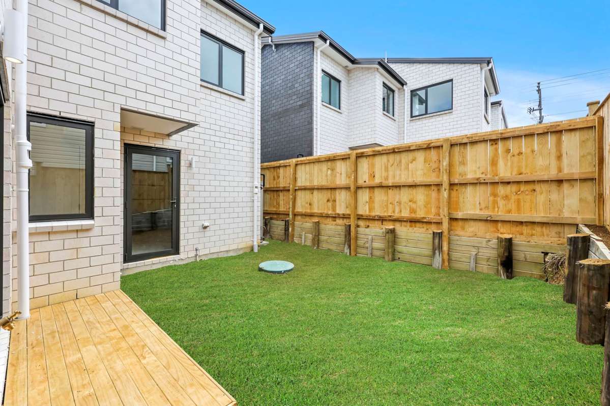 73E Royal Road_5