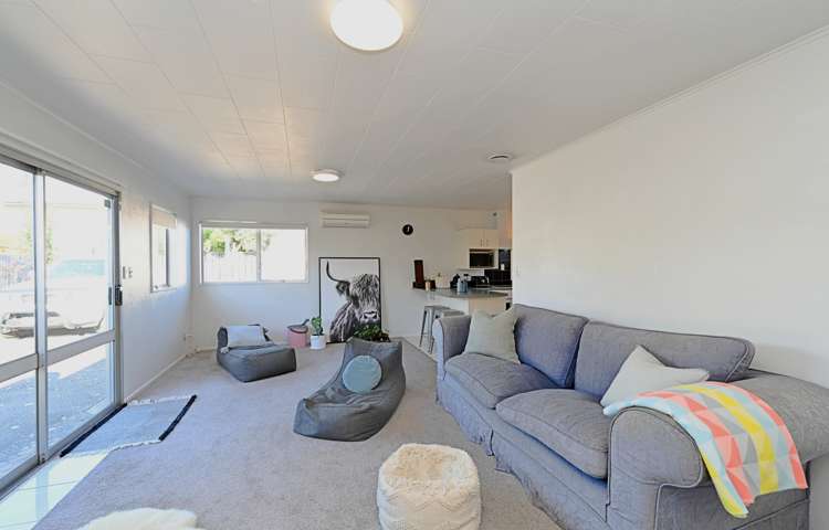 1/35 Robinson Crescent Tamatea_2