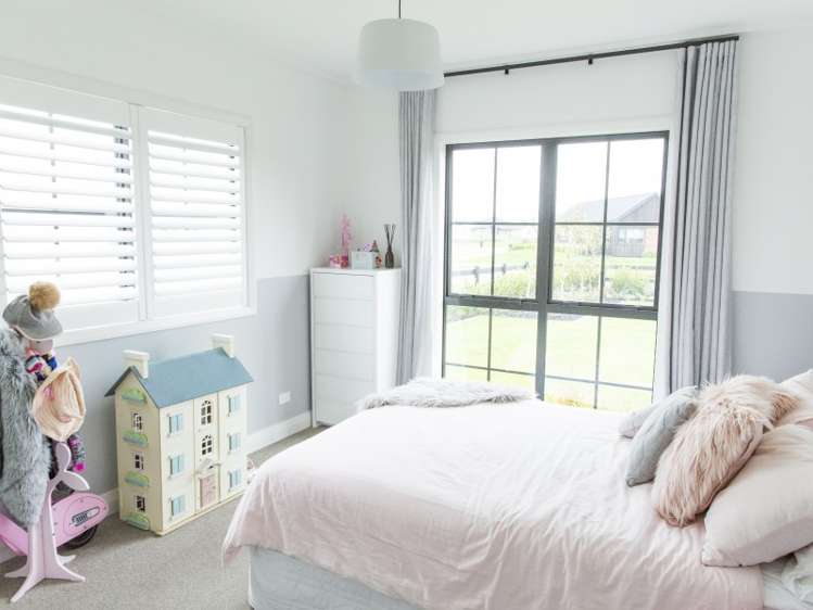 11 Alan Livingston Drive Cambridge_15