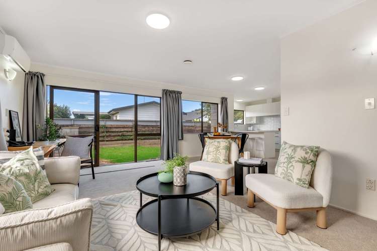 2/83 Gloucester Road Mount Maunganui_7