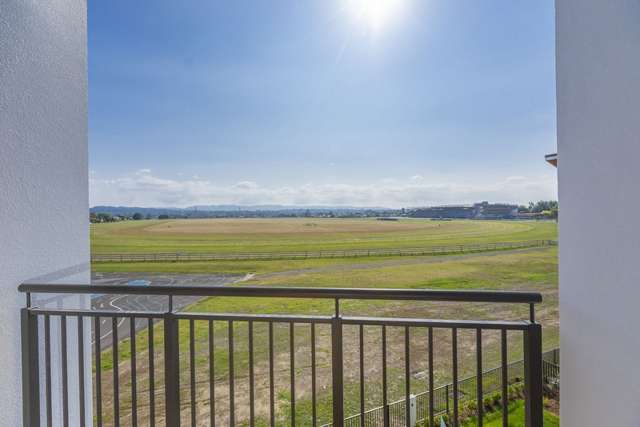 204/26c Racecourse Parade Avondale_4