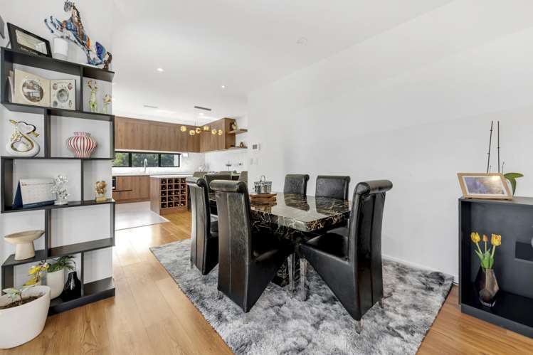 23 Tannaghmore Drive Flat Bush_7