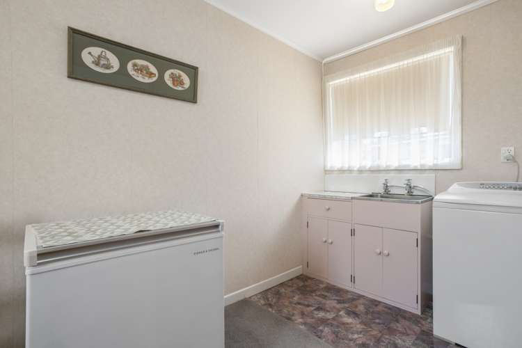 15 Tiki Street New Lynn_18