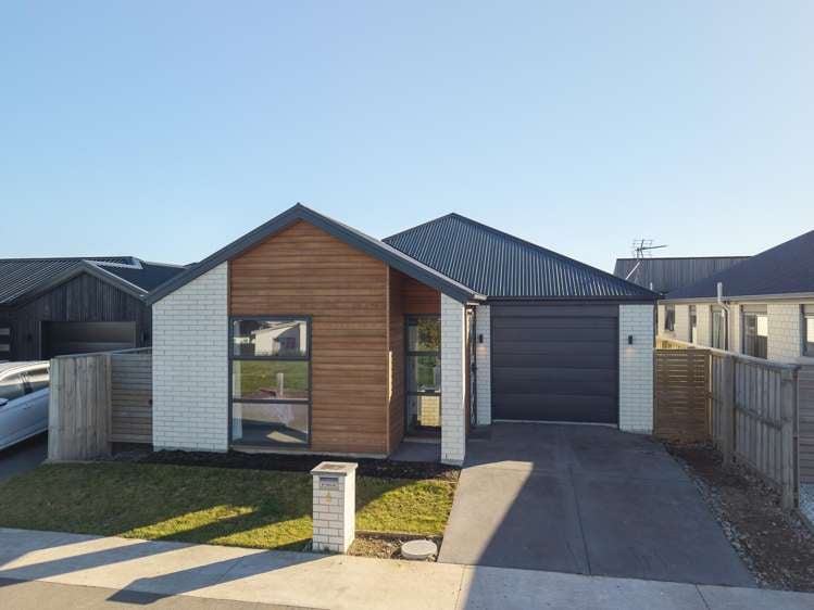8 Greengrass Crescent Kaiapoi_16