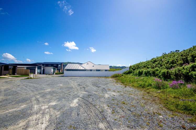 5 Paul Adams Way Aotea_5