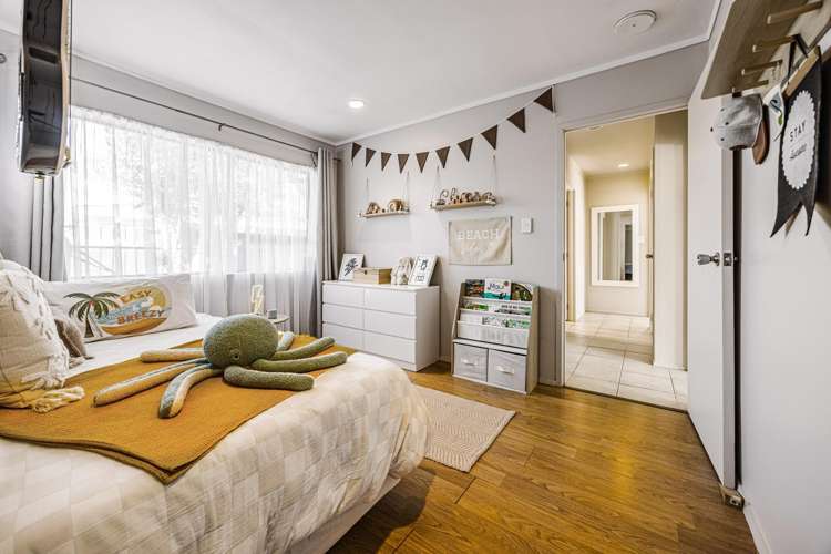 1/22 Beaumaris Way Conifer Grove_13